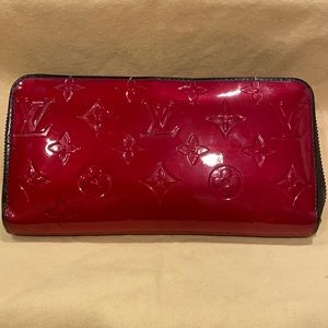 Louis Vuitton Vernis Zip wallet